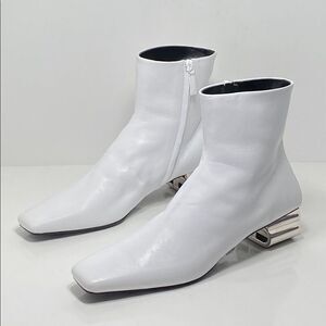 Balenciaga White Typo BB Heel Leather Ankle Boots size 39